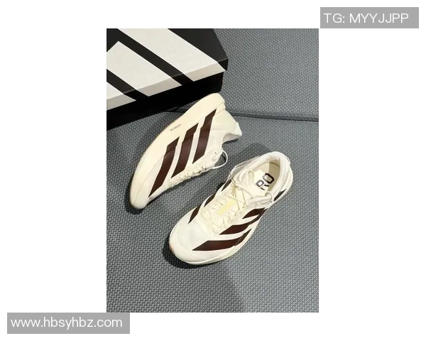 阿迪篮球鞋明星的魅力与风格解析，探索他们如何影响篮球时尚潮流